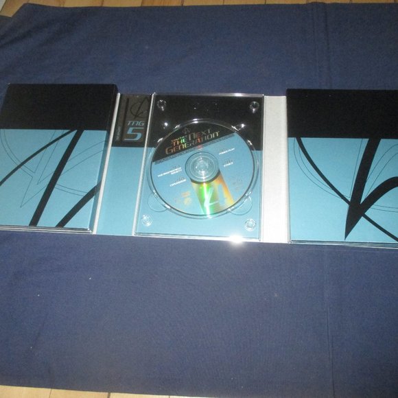 Star Trek The Next Generation: The Complete 5th Season (DVD, 2002, 7-Disc Set) - Picture 6 of 9